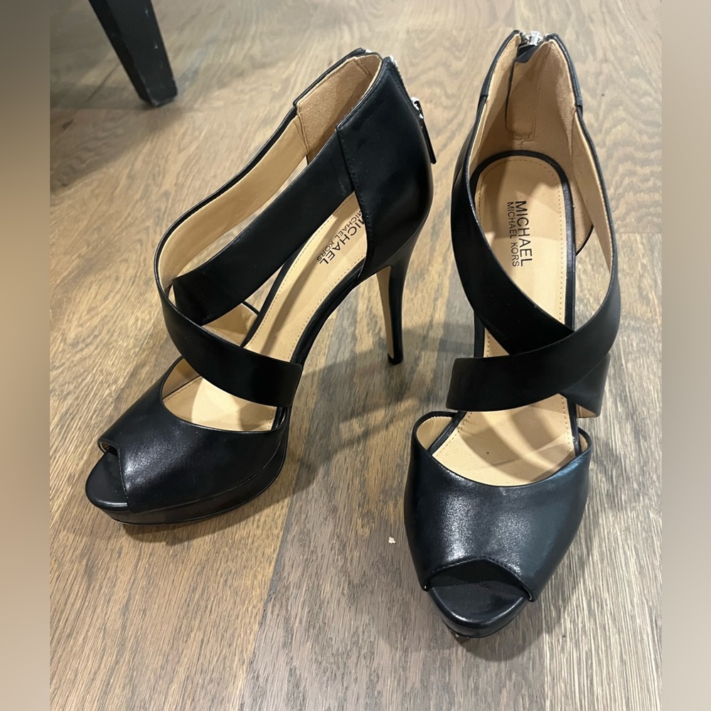 Michael Kors black leather sandal pumps with zipper on the back. Size 7.